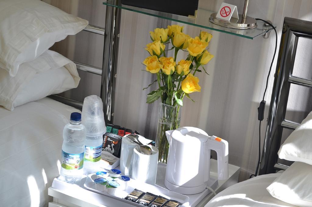 White Rose Guest House Tenby Pokój zdjęcie