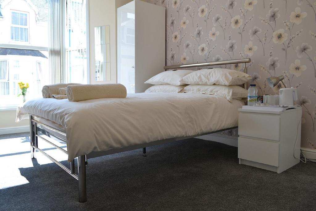 White Rose Guest House Tenby Pokój zdjęcie