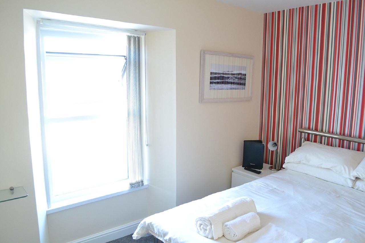 White Rose Guest House Tenby Pokój zdjęcie